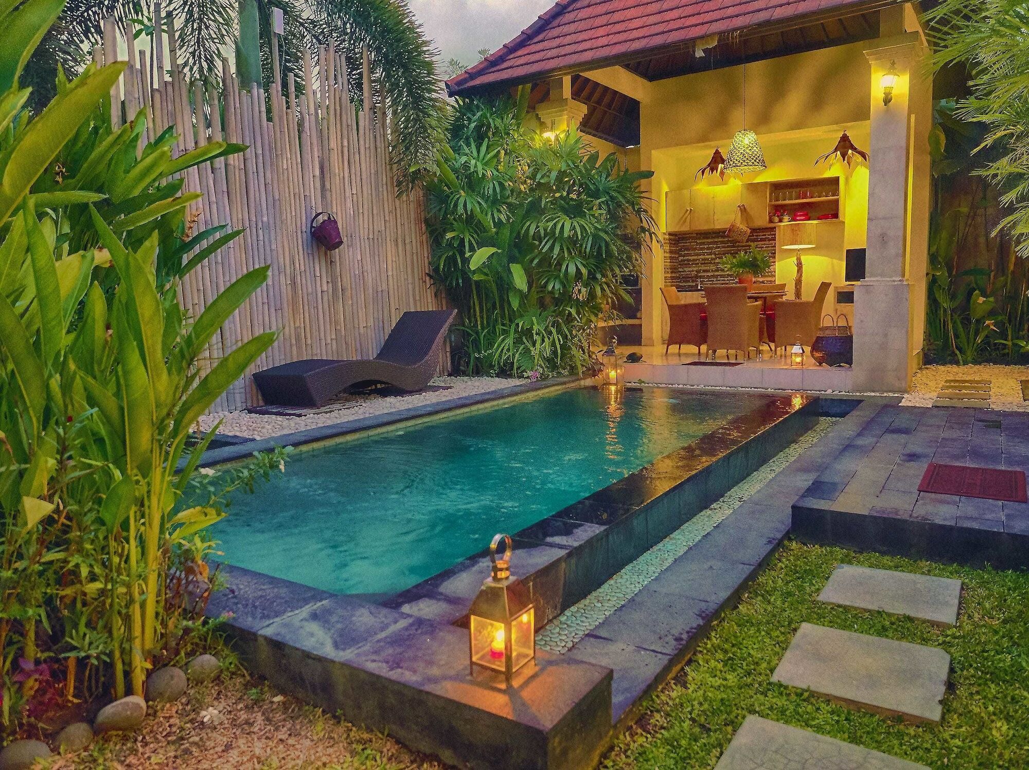 Garden Villas Семіньяк Екстер'єр фото